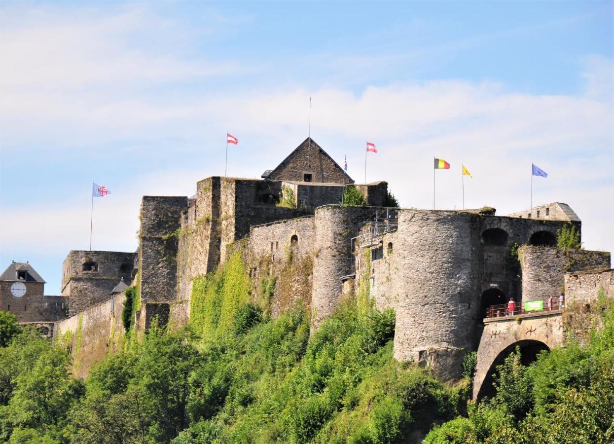 Gite De Groupe De La Semois Alle Bagian luar foto